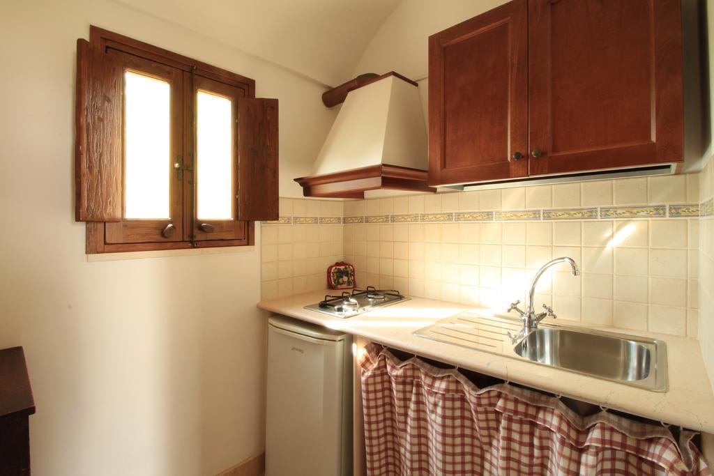 Masseria Brancati 호텔 오스투니 외부 사진